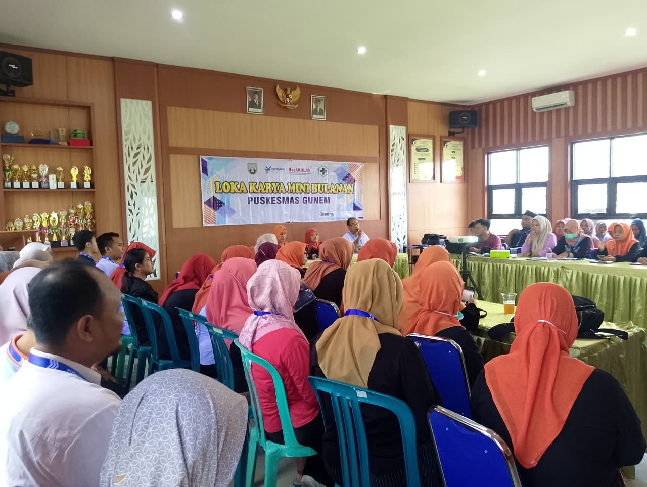 Lokakarya Mini Bulanan: Evaluasi Bersama, Perkuat Koordinasi untuk Pelayanan yang Lebih Baik